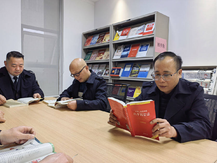 以法治力量护航射洪高质量发展