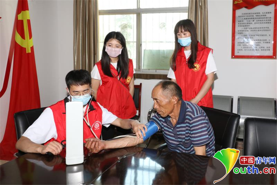 智能监护+硬件保障+关爱巡访——为空巢独居老人营造“安全管家”