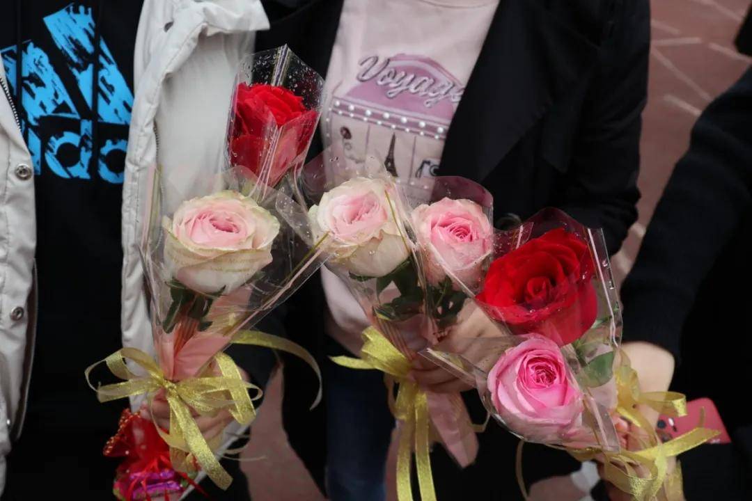 春暖花开 美好如你 成都市开州商会“三八节”活动充满芬芳