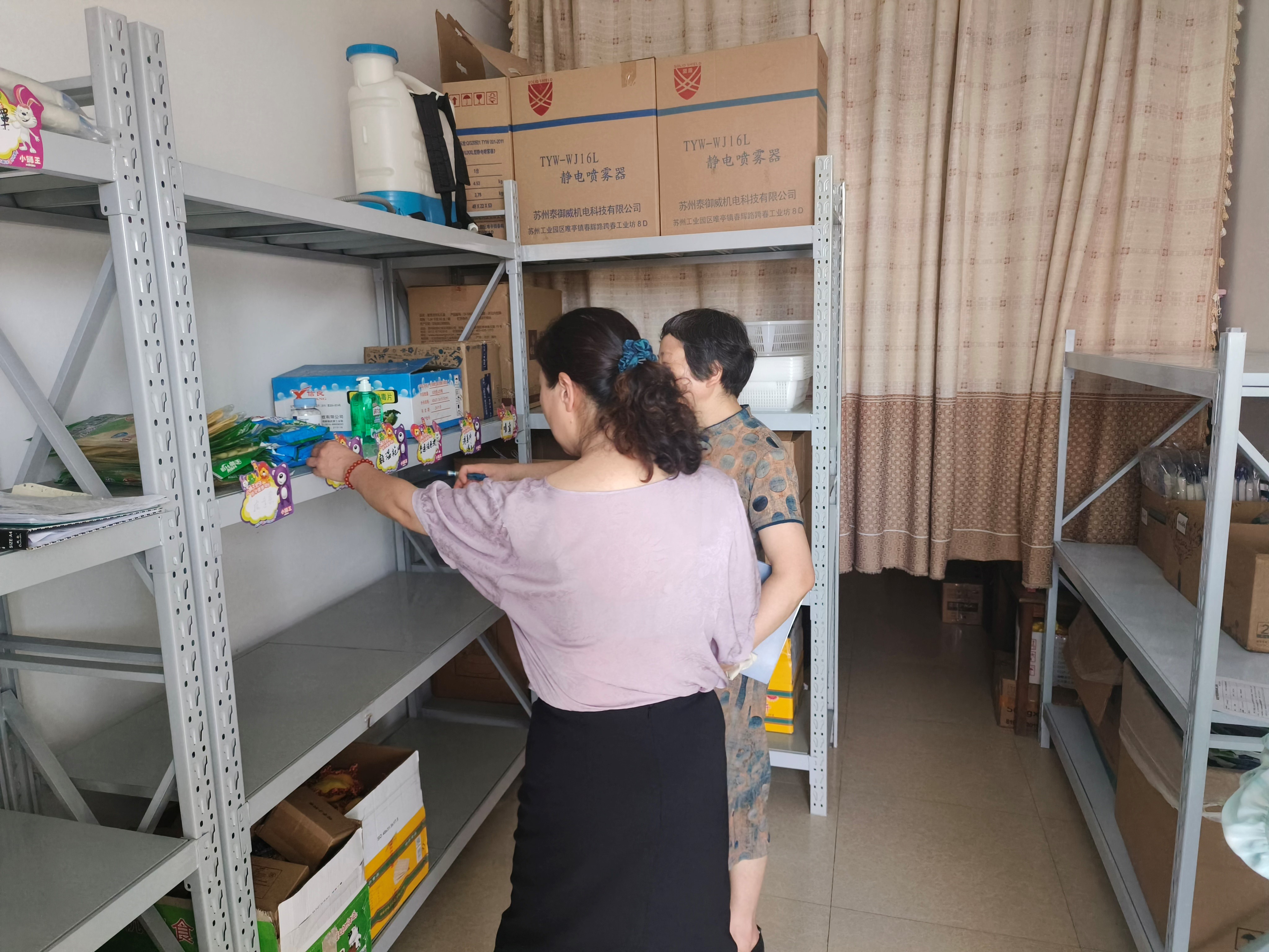 “督”促规范 “食”刻守护