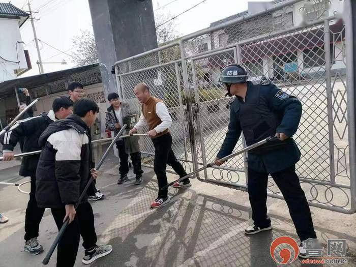 温江区教育局开展2024暑期反恐防暴全员培训