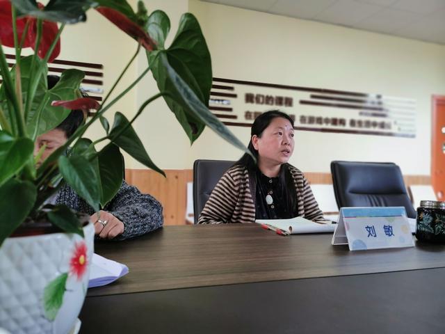 专家指引,“名优特”教师再成长