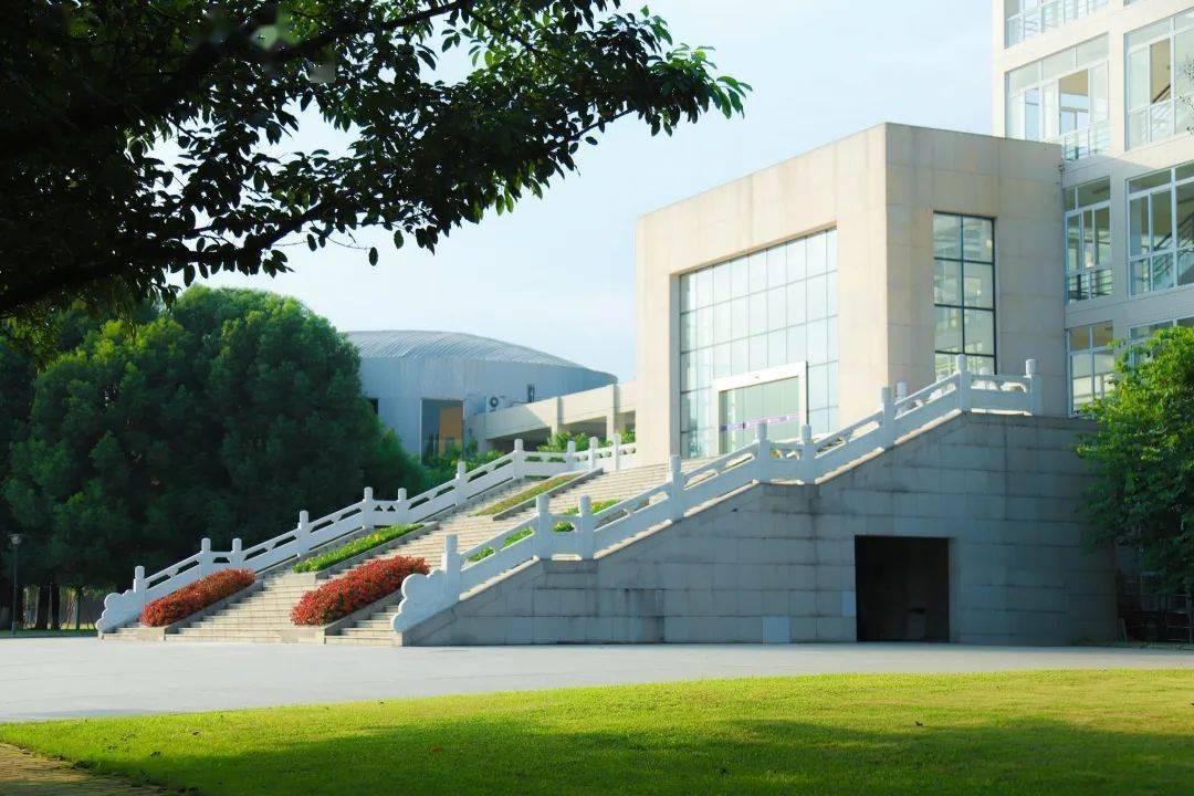 传承百年川大底蕴 涵养千年东坡文脉