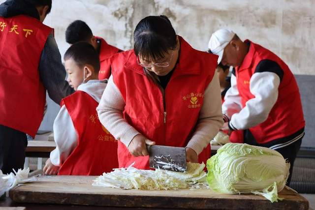 金秋十月 温情重阳 简阳市开展“敬老月”系列活动