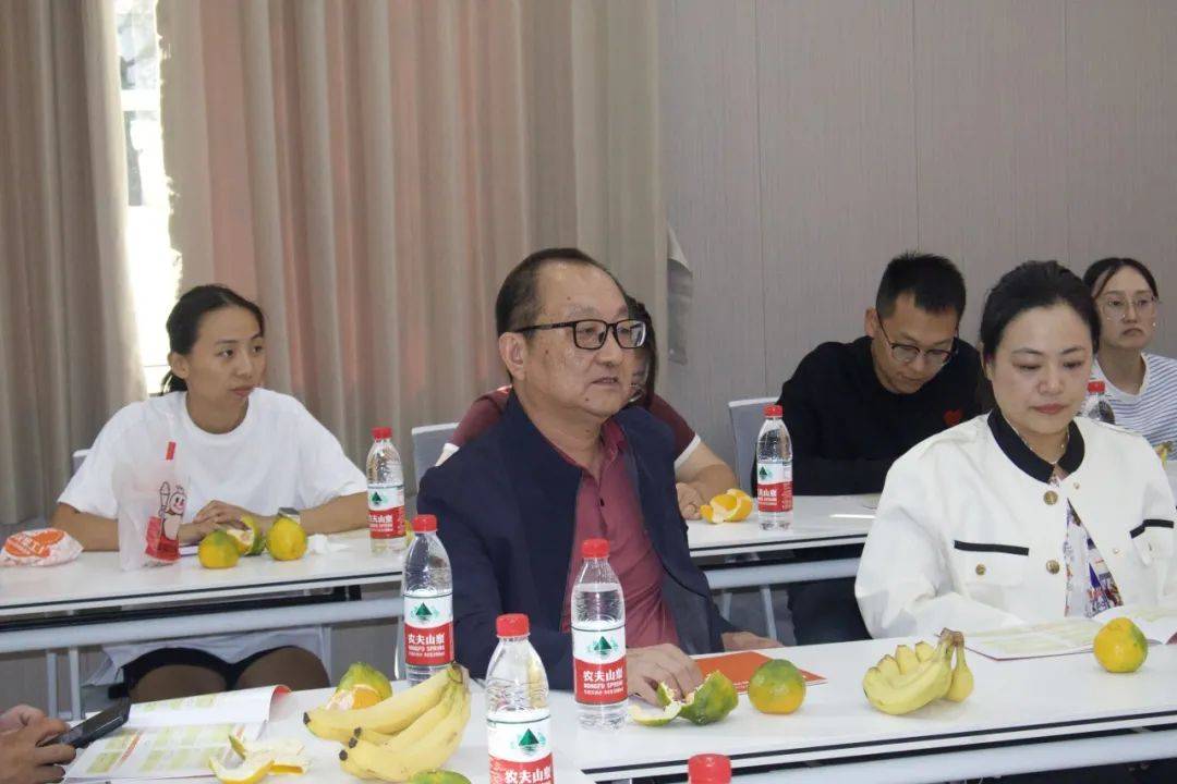 聚焦多语种办学 深化交流合作