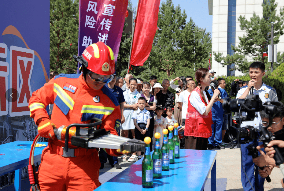 成都东部新区清风学校开展11月消防安全宣传周活动