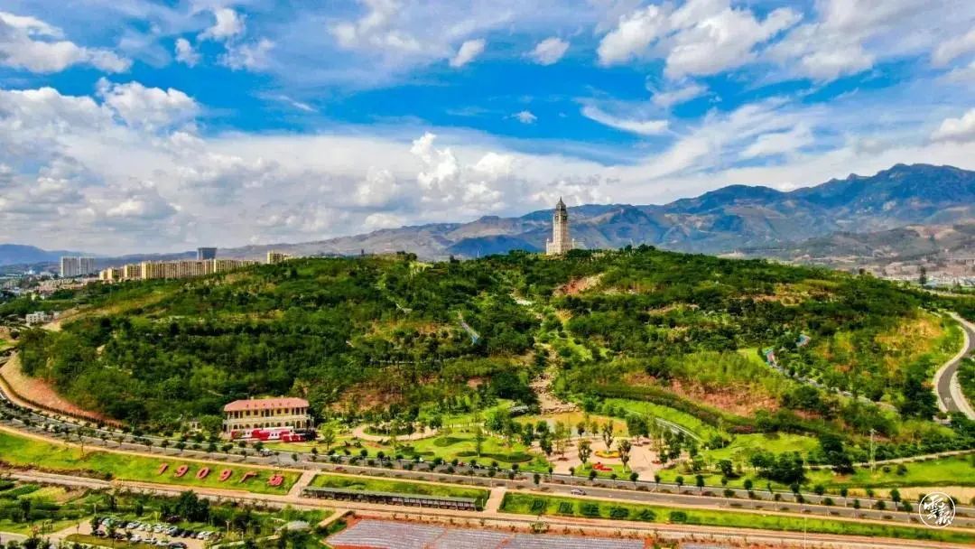 云南：双柏县连续6年获得全省县域跨越发展先进县殊荣