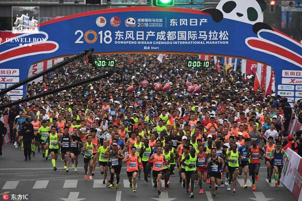 听说成都潮圈的达人都来了，就因为这一场联名派对