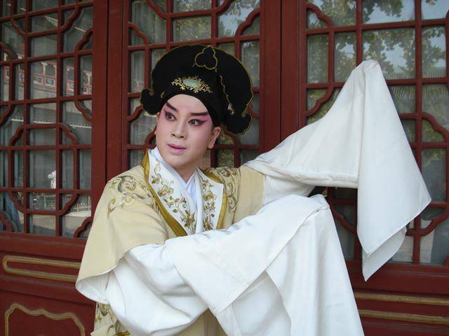 浣花溪畔薛涛笺 抚琴救世如谪仙