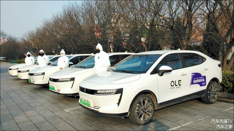 战疫情!重汽王牌首台清洁能源重卡成功下线