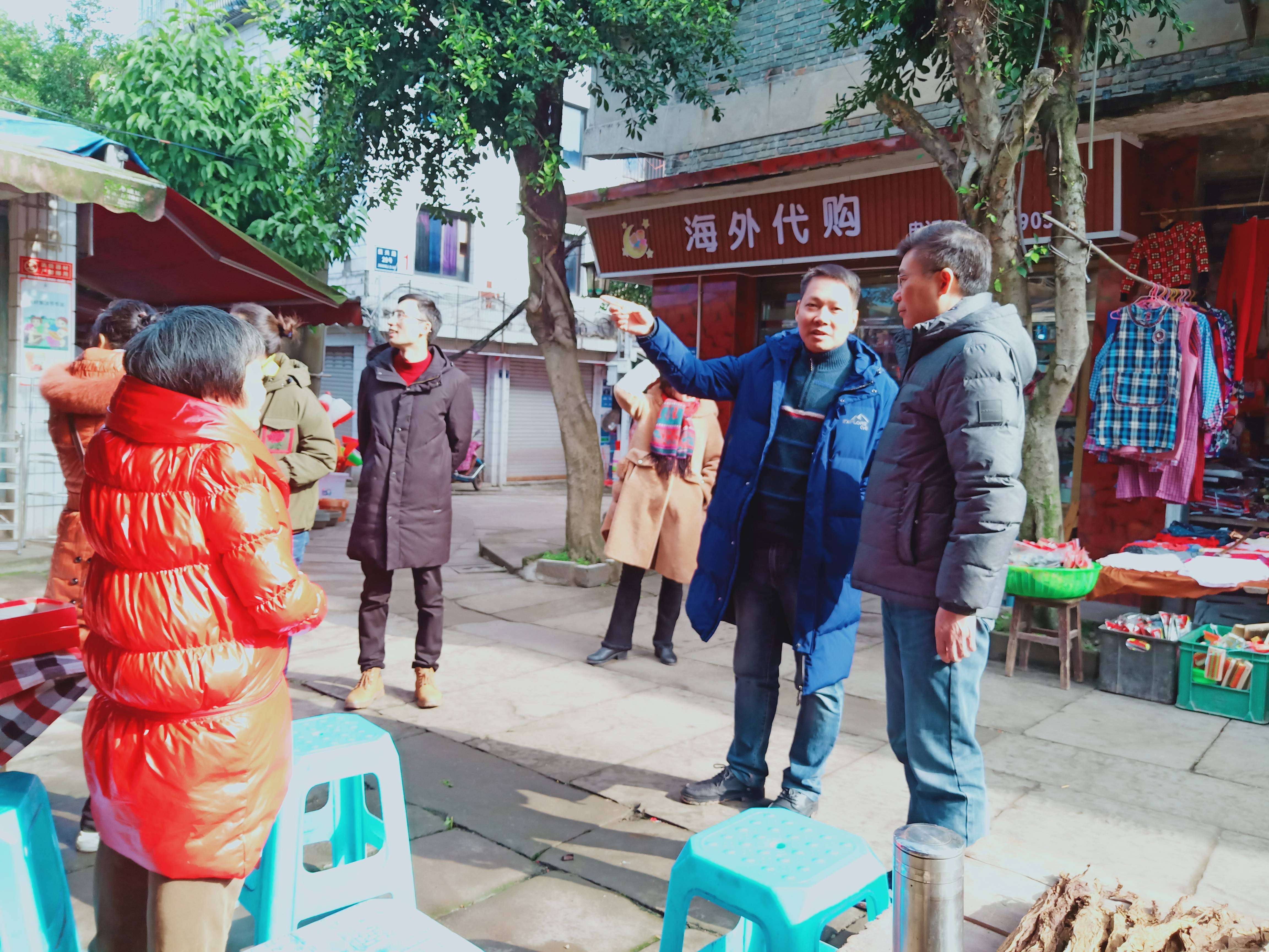 寒冬送温情 关爱暖人心——郫都区安德学校2025年寒假走访慰问活动