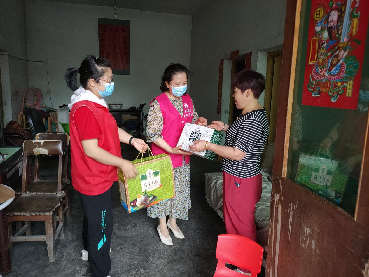 寒冬送温情 关爱暖人心——郫都区安德学校2025年寒假走访慰问活动