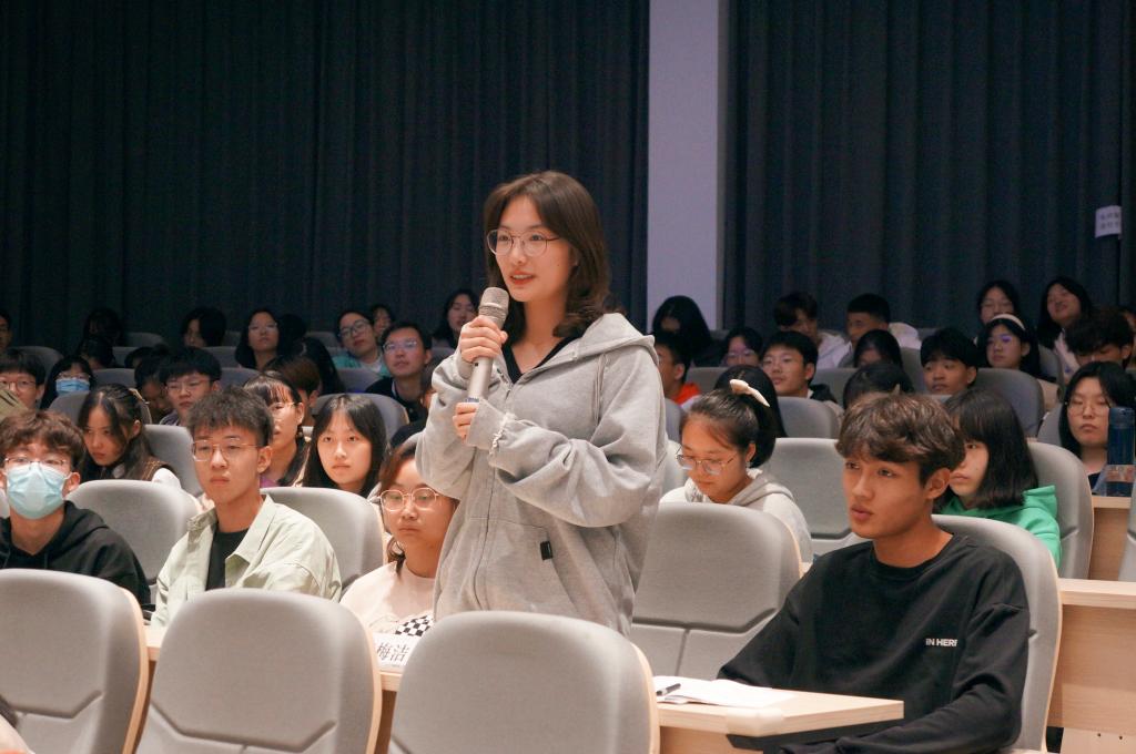 千人百校互助共建 锦江都江堰率先牵手